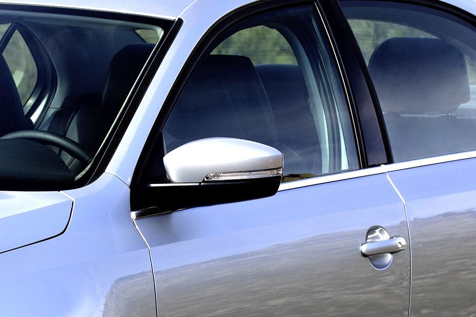 Volkswagen Jetta Drivers Side Mirror Front Angle