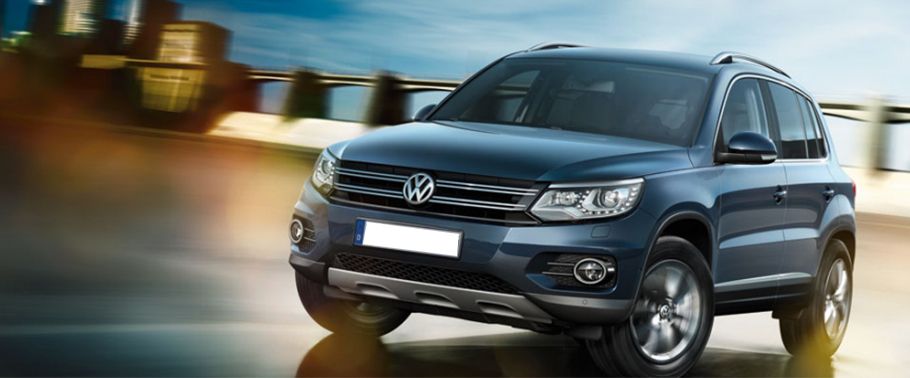 Volkswagen Tiguan 2015 Front Angle High View