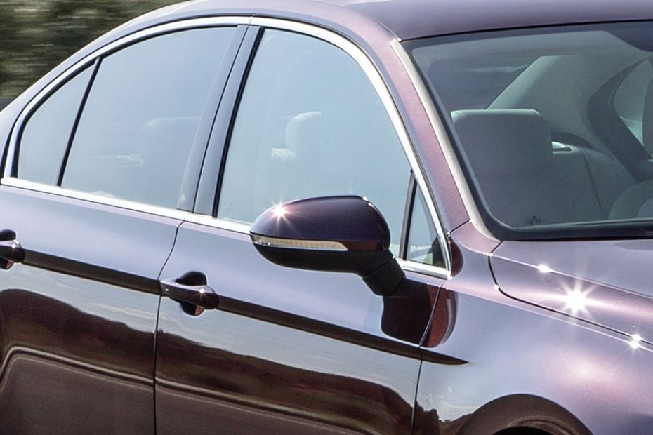 Volkswagen Passat Drivers Side Mirror Front Angle Volkswagen Passat Drivers Side Mirror Front Angle