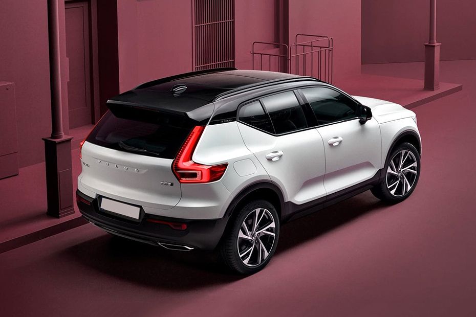 Volvo XC40 Rear Low Angle View
