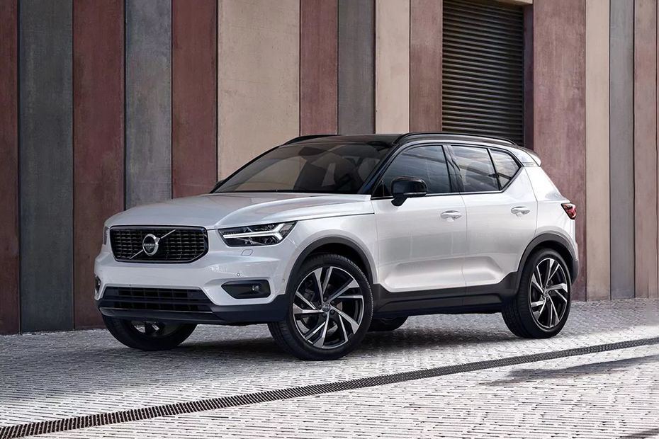 Volvo XC40 Side Medium View Volvo XC40 Side Medium View