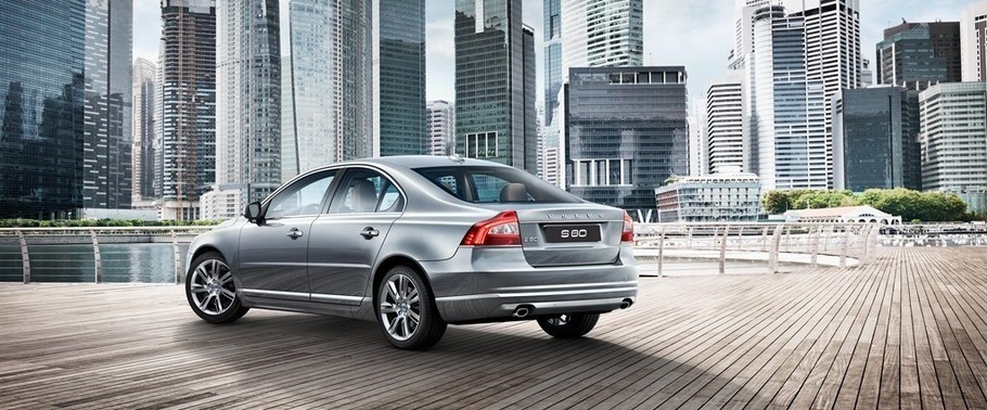 Rear Cross Side View of Volvo S80 Rear Cross Side View of Volvo S80