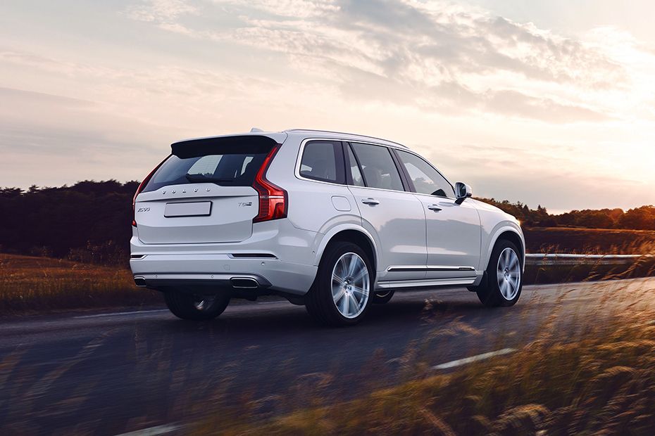Volvo XC90 2024 Interior & Exterior Images, Colors & Video Gallery