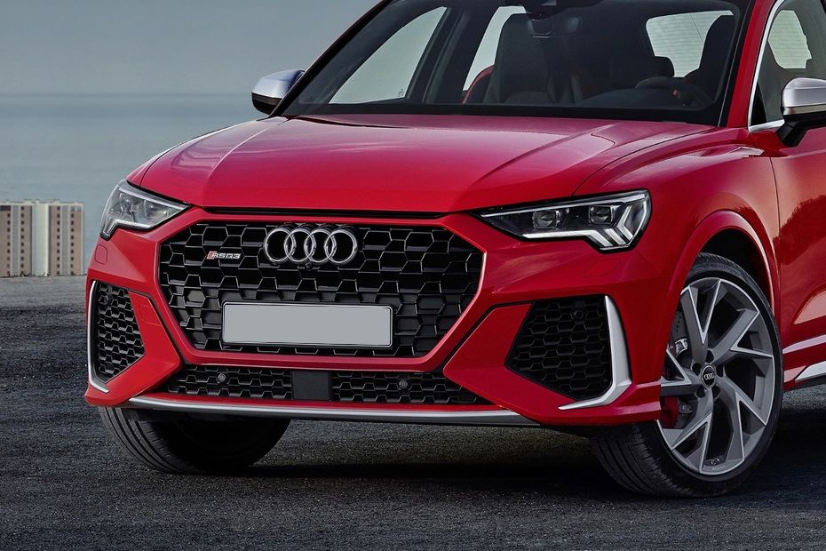 RS Q3 Grille View