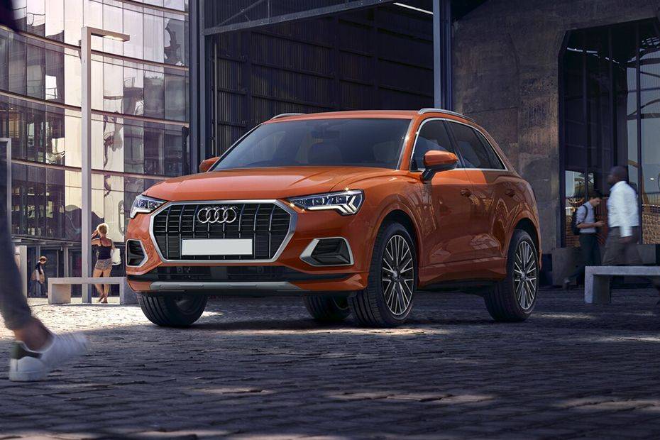 Audi Q3 Front Angle Low View