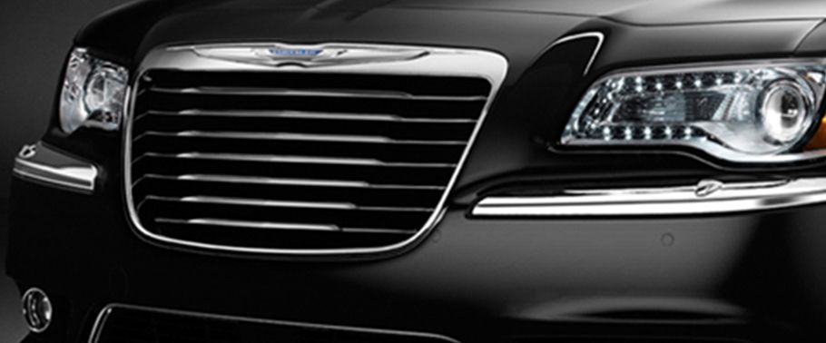 300C 2015 Grille View