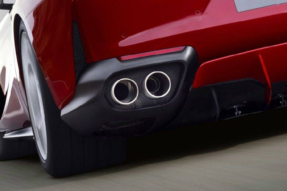 Ferrari 812 Superfast Exhaust Pipe