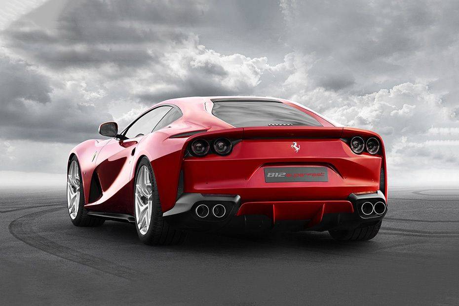 Ferrari 812 Superfast Rear Cross Side View