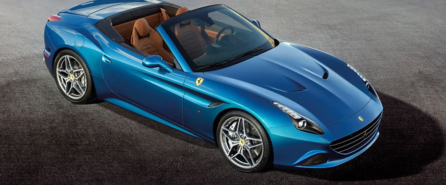 Ferrari California T Front Cross Side View