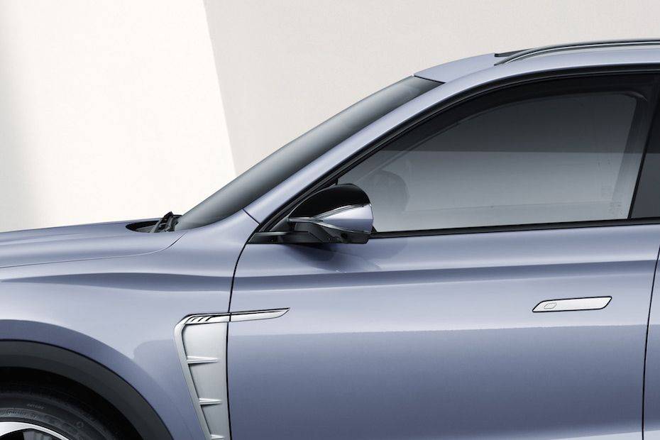 MG Marvel R Drivers Side Mirror Front Angle MG Marvel R Drivers Side Mirror Front Angle