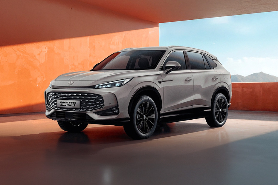 MG HS Hybrid Full Side View