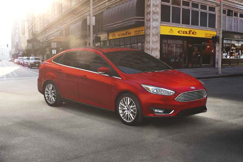 Ford Focus Sedan (2005-2019) Front Cross Side View Ford Focus Sedan (2005-2019) Front Cross Side View