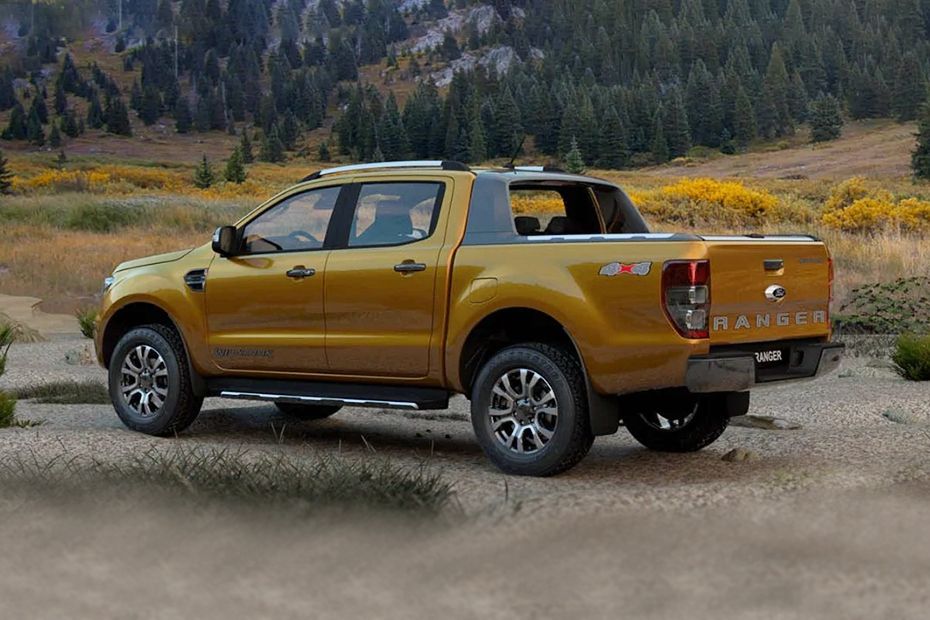 Rear Cross View of Ford Ranger (2019-2021) Rear Cross View of Ford Ranger (2019-2021)