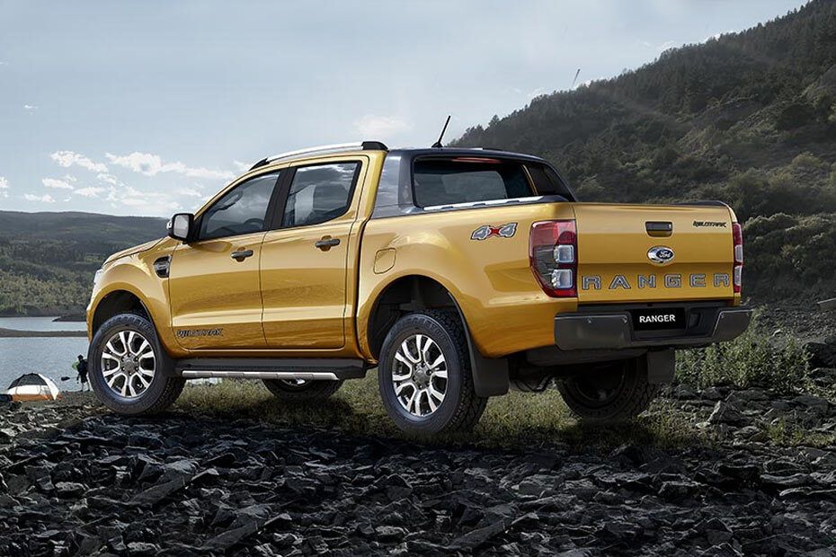 Rear Medium View of Ford Ranger (2019-2021) Rear Medium View of Ford Ranger (2019-2021)
