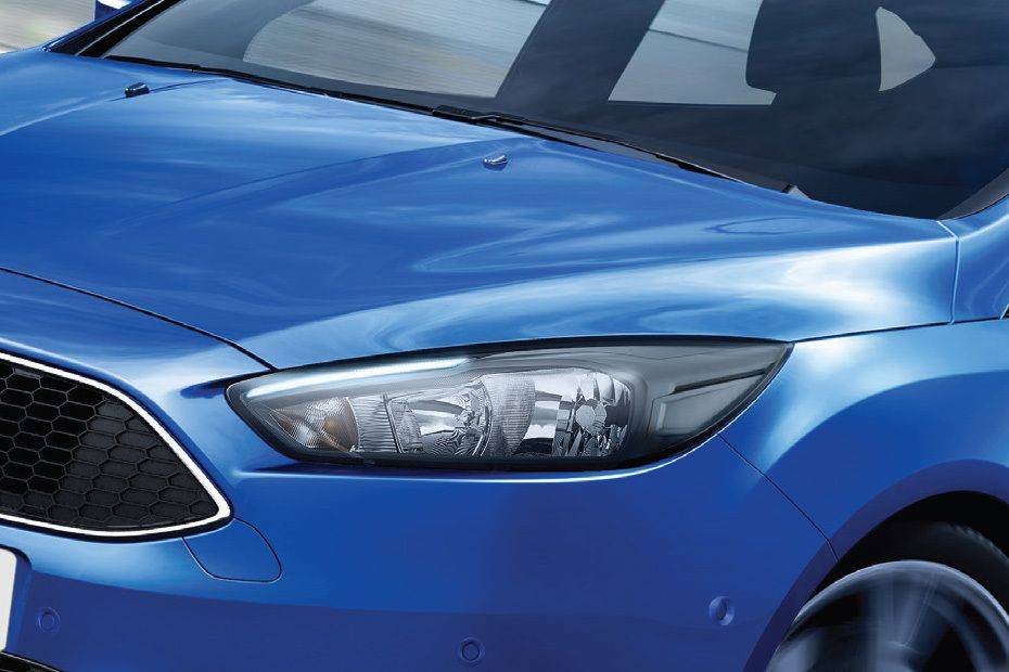 Ford Focus Hatchback (2005-2019) Headlight