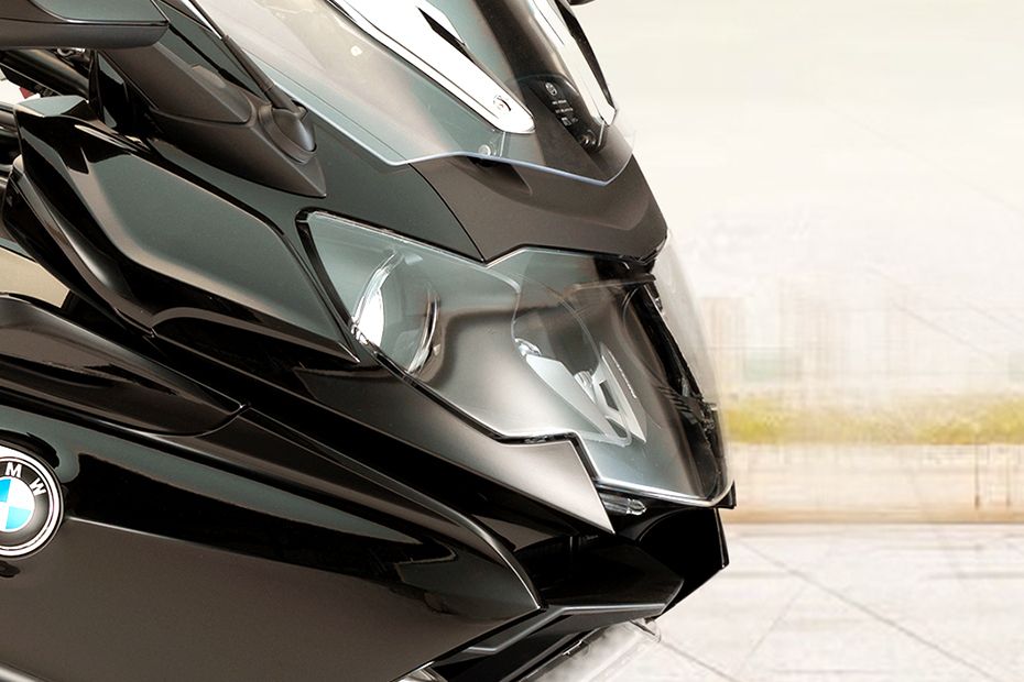 BMW K 1600 B Head Light View BMW K 1600 B Head Light View