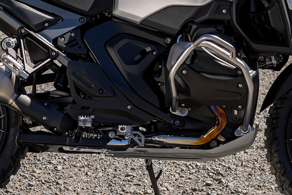 BMW R 1300 GS Adventure Engine View BMW R 1300 GS Adventure Engine View