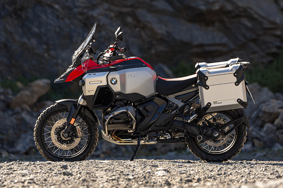 BMW R 1300 GS Adventure Left Side View Full Image BMW R 1300 GS Adventure Left Side View Full Image