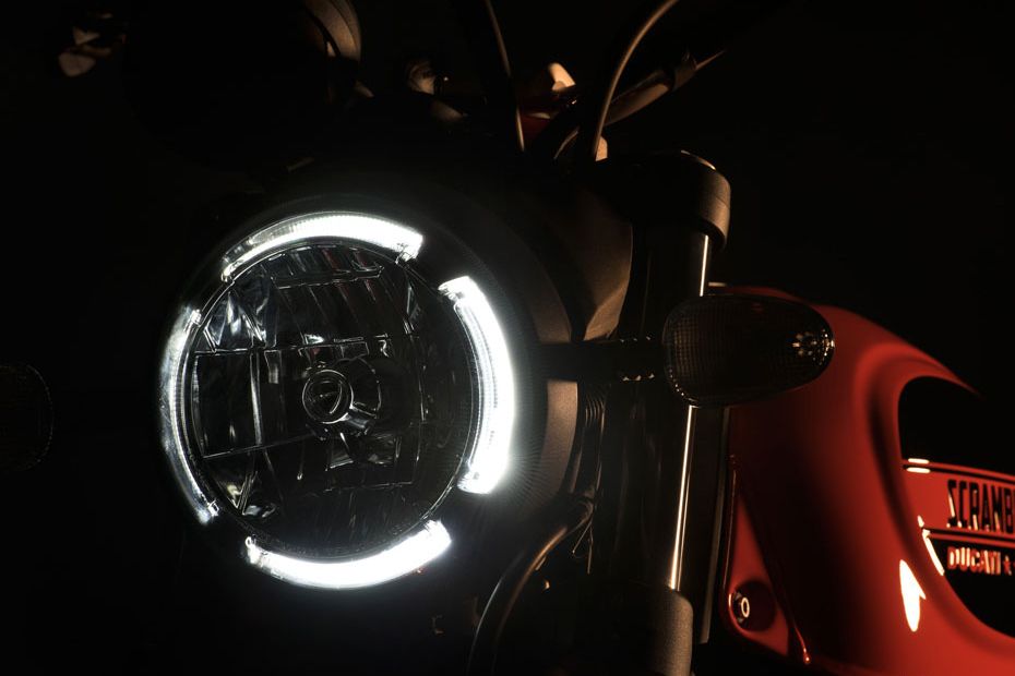 Ducati Scrambler Sixty2 Head Light View
