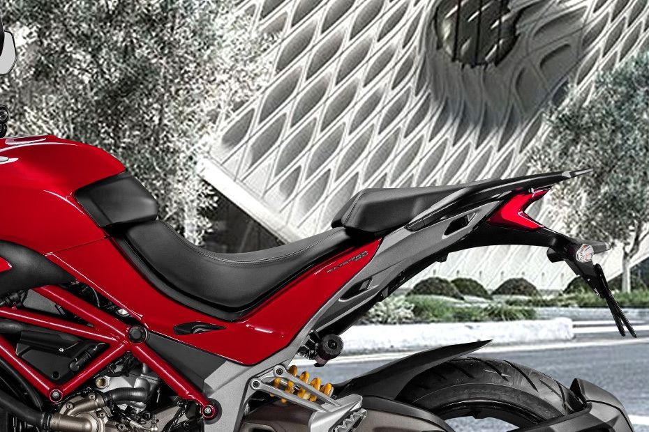 Ducati Multistrada 1200 Rider Seat View Ducati Multistrada 1200 Rider Seat View