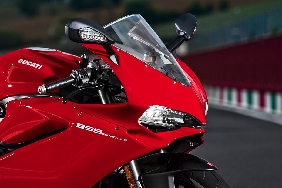 Ducati 959 Panigale Head Light View Ducati 959 Panigale Head Light View