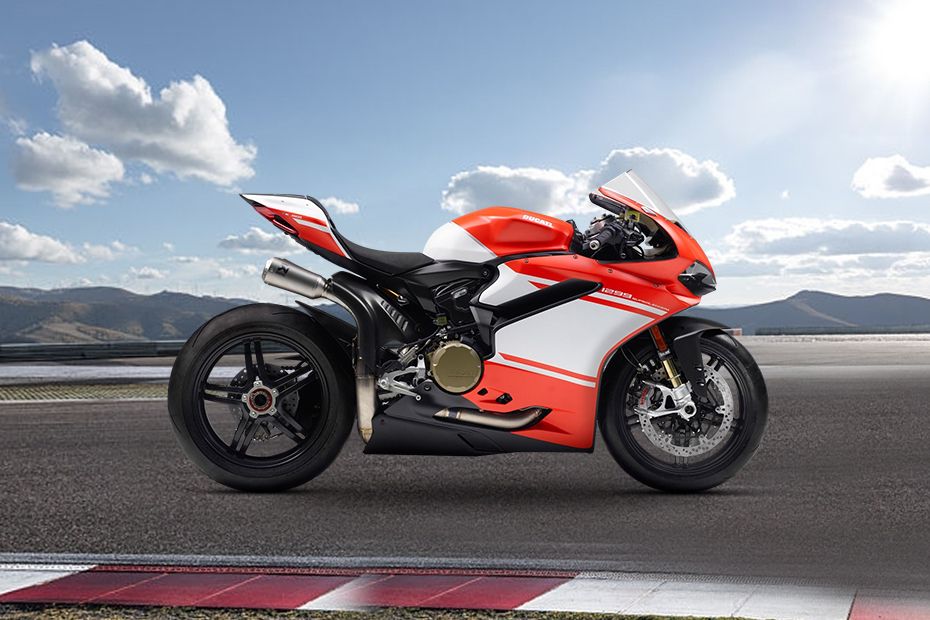 Ducati Superleggera Right Side Viewfull Image