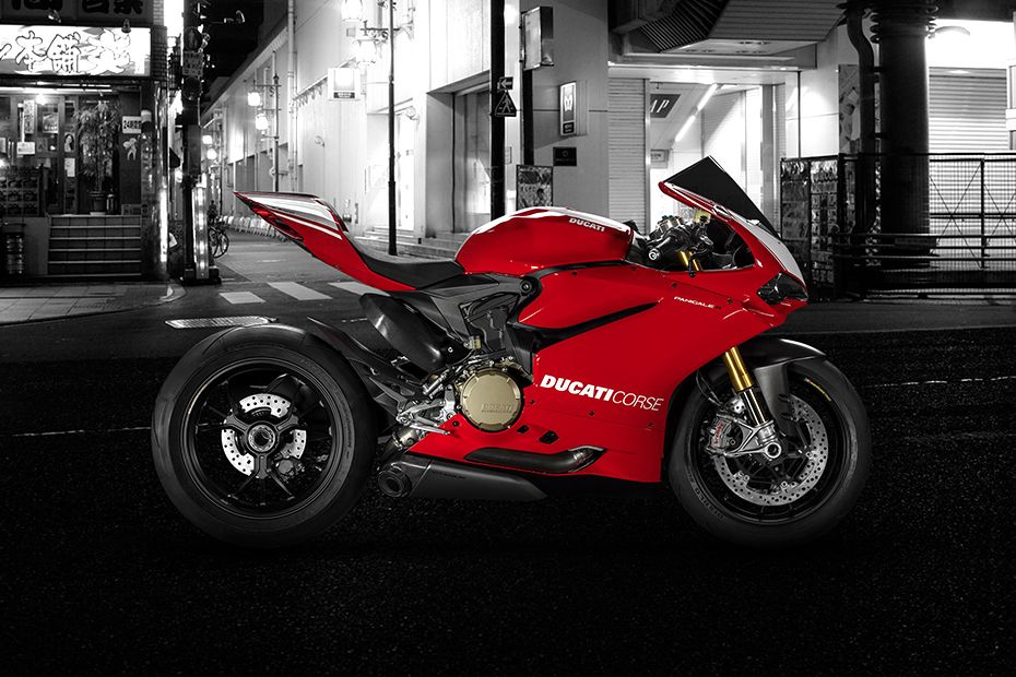Ducati Panigale R Right Side Viewfull Image