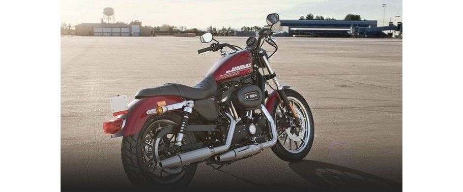 Harley-Davidson 883R Back Side View Harley-Davidson 883R Back Side View