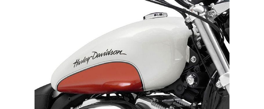 Harley-Davidson 883L Superlow Fuel Tank View Harley-Davidson 883L Superlow Fuel Tank View