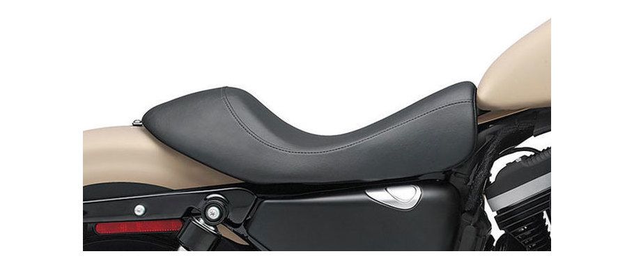 Harley-Davidson 883N Iron Rider Seat View Harley-Davidson 883N Iron Rider Seat View
