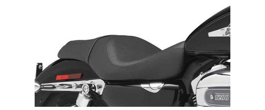 Harley-Davidson 1200C Rider Seat View Harley-Davidson 1200C Rider Seat View