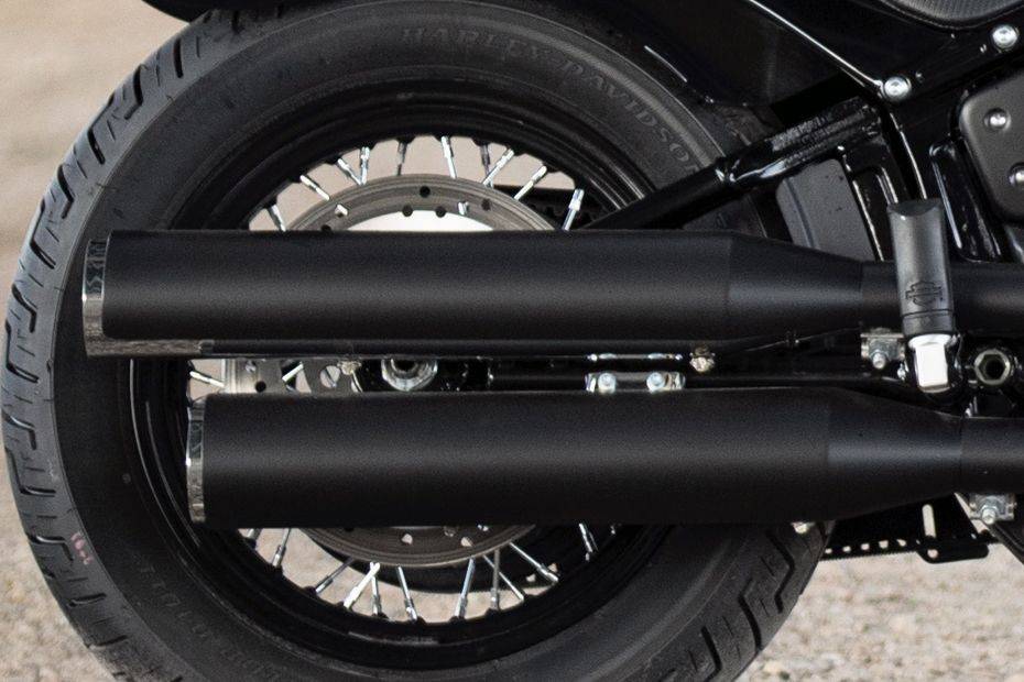 Harley-Davidson Street Bob Silencer