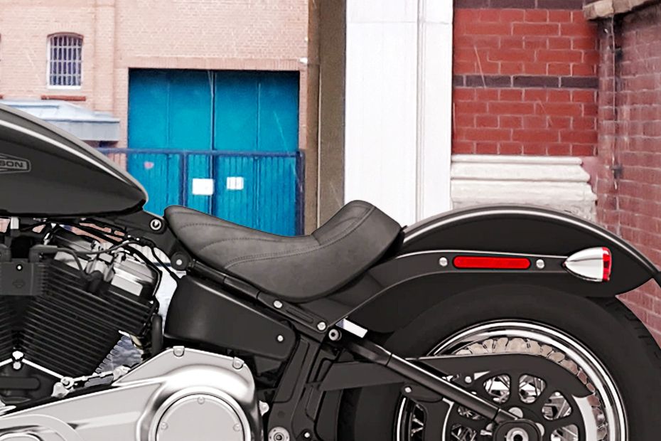 Harley-Davidson Softail Slim Rider Seat View