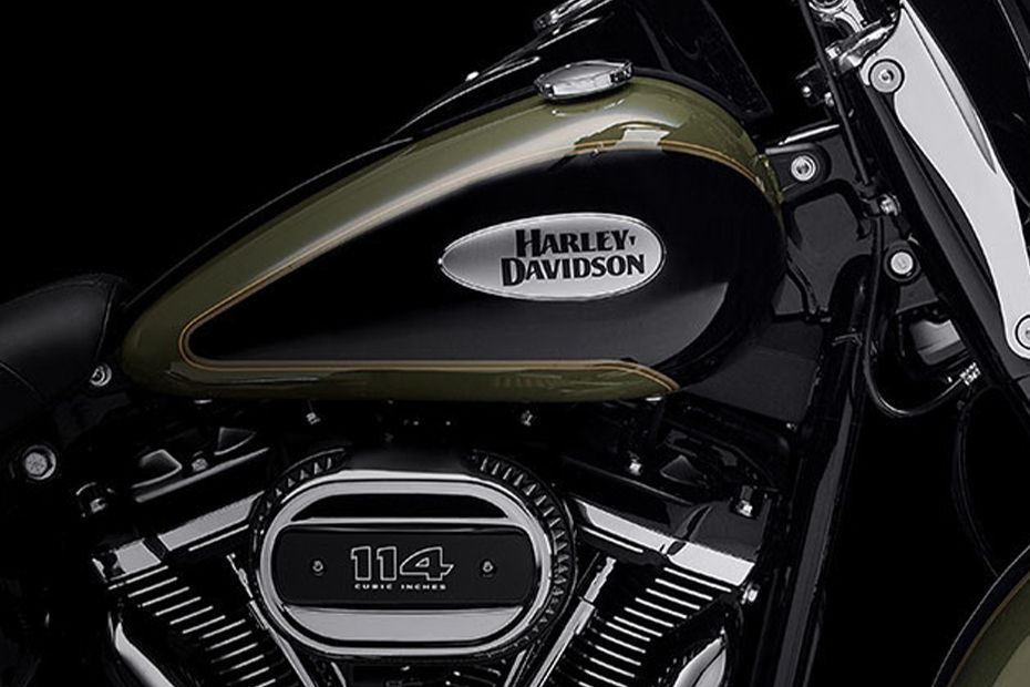 Harley-Davidson Heritage Classic Fuel Tank View