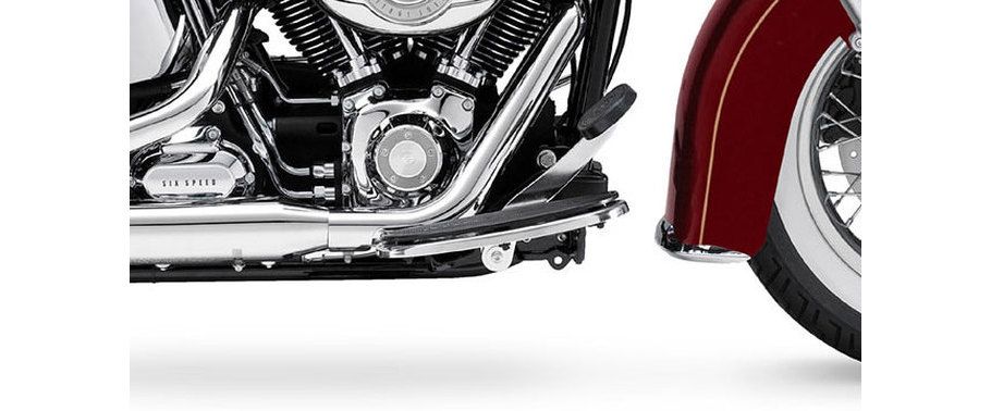Harley-Davidson Softail Heritage Classic Foot Rest View