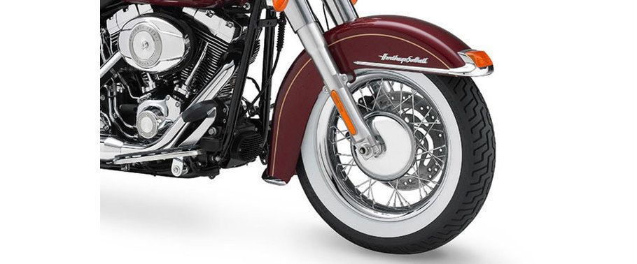 Harley-Davidson Softail Heritage Classic Front Tyre View