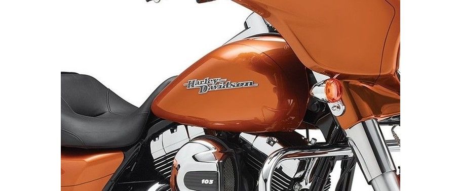 Harley-Davidson Street Glide Special Fuel Tank View
