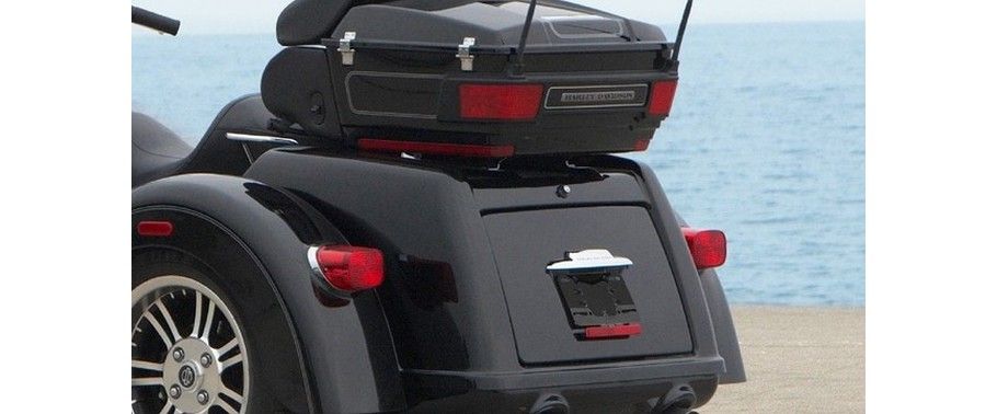 Harley-Davidson TRI Glide Ultra Classic Storage Box View Harley-Davidson TRI Glide Ultra Classic Storage Box View