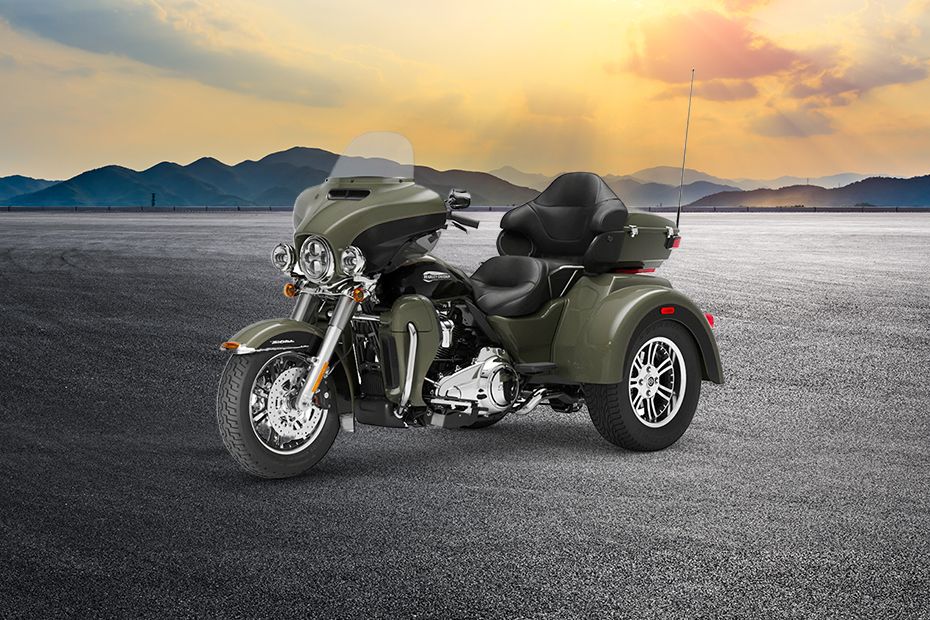 Discontinued Harley-Davidson TRI Glide Ultra Features & Specs