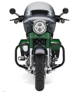 Harley-Davidson CVO Road King Front View Full Image