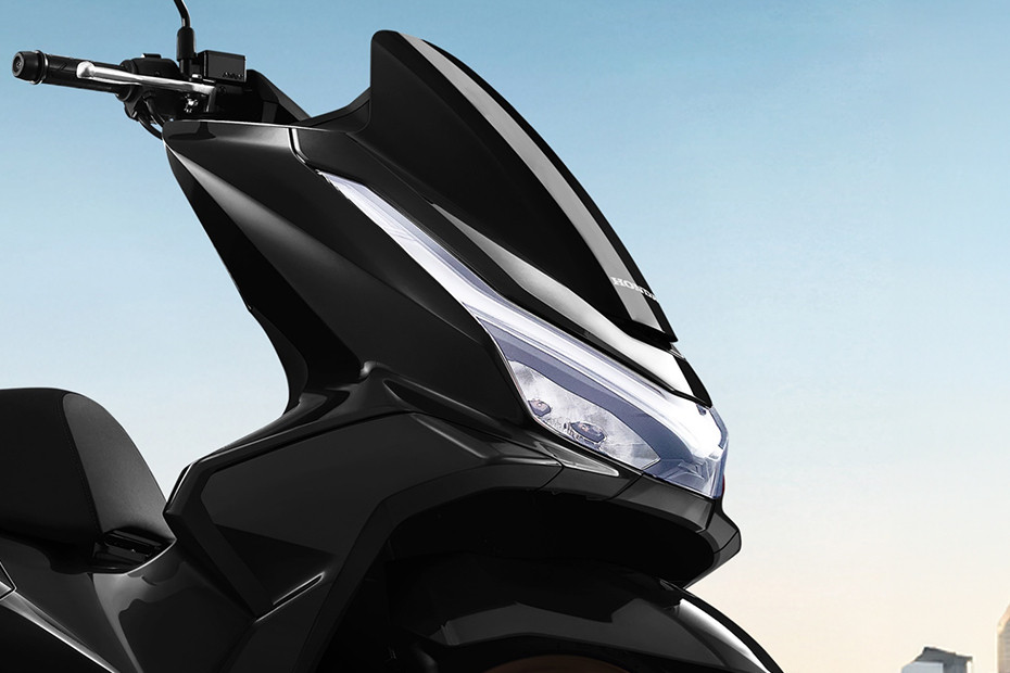 Honda PCX160 Head Light View