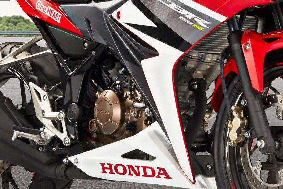 discontinued-honda-cbr150r-2016-2018-features-specs-zigwheels