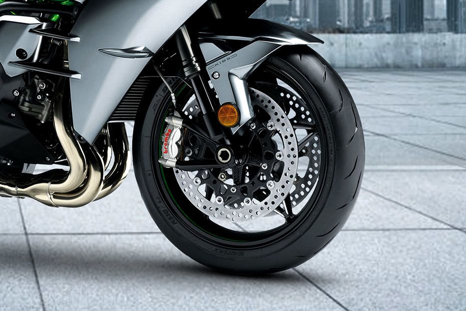 Kawasaki Ninja H2 Front Tyre