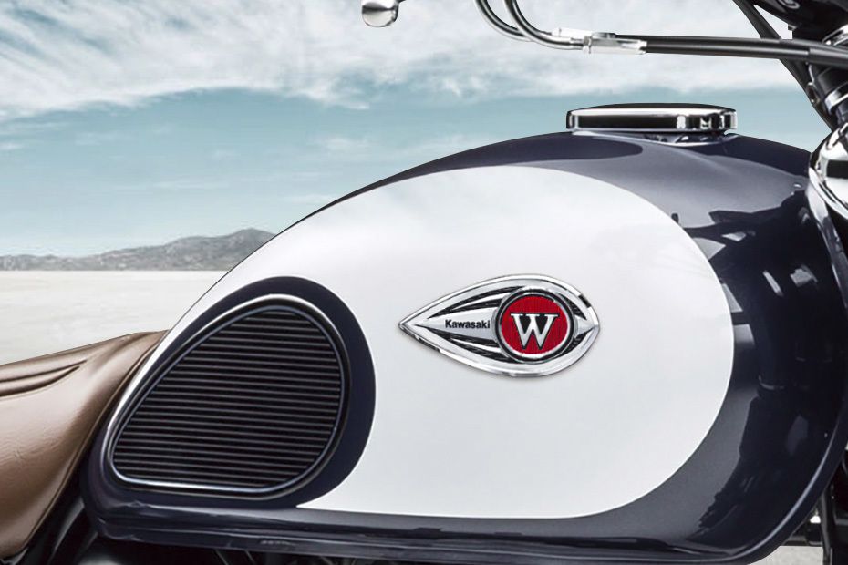 Kawasaki W250 Fuel Tank View Kawasaki W250 Fuel Tank View