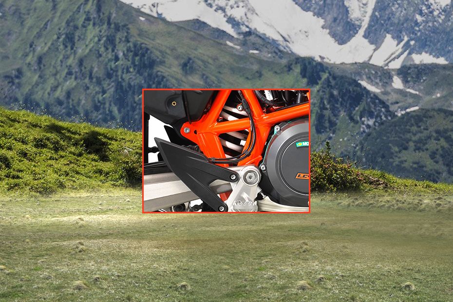 KTM 690 SMC-R 2021 Images - 690 SMC-R 2021 Color Pictures