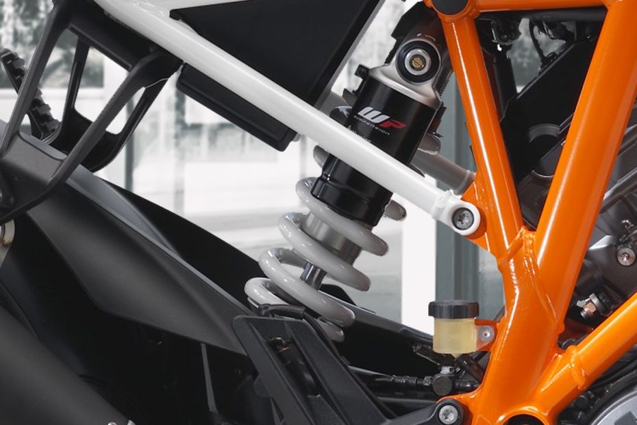 KTM 1290 Super Duke GT Rear Suspension KTM 1290 Super Duke GT Rear Suspension