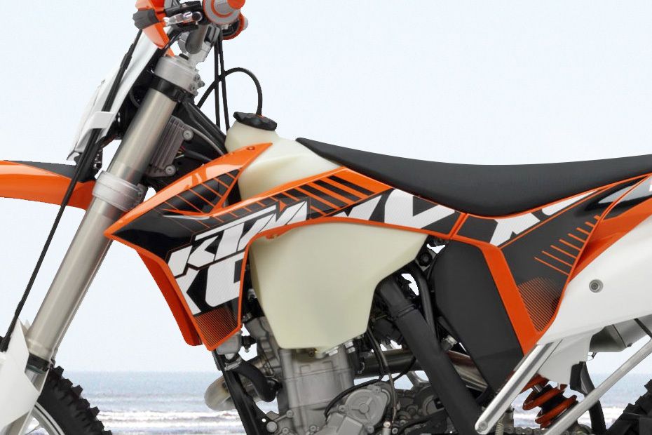 KTM EXC-F 350 Fuel Tank View
