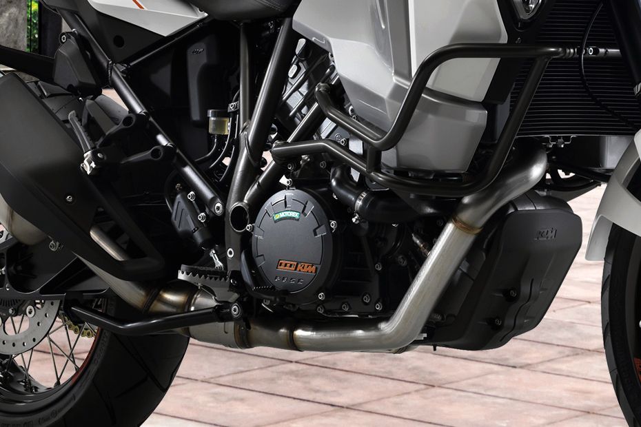 KTM Super Adventure 1290 Engine View