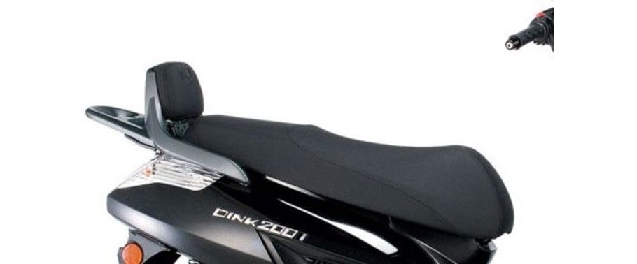 Kymco Dink 200i Rider Seat View Kymco Dink 200i Rider Seat View