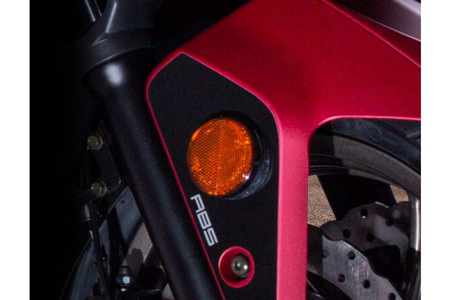 Kymco Xciting 400i ABS Side Reflectors Kymco Xciting 400i ABS Side Reflectors
